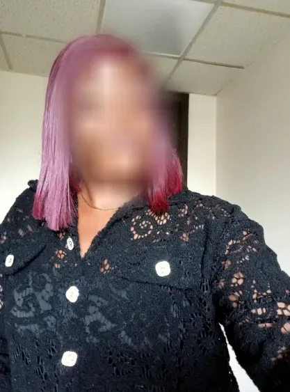 Cecilie, 38